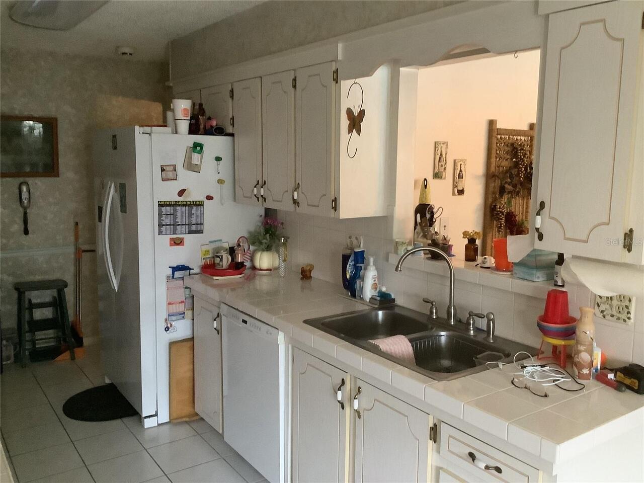 Listing Photo 12