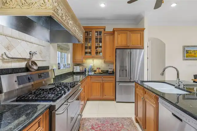 Listing Photo 19