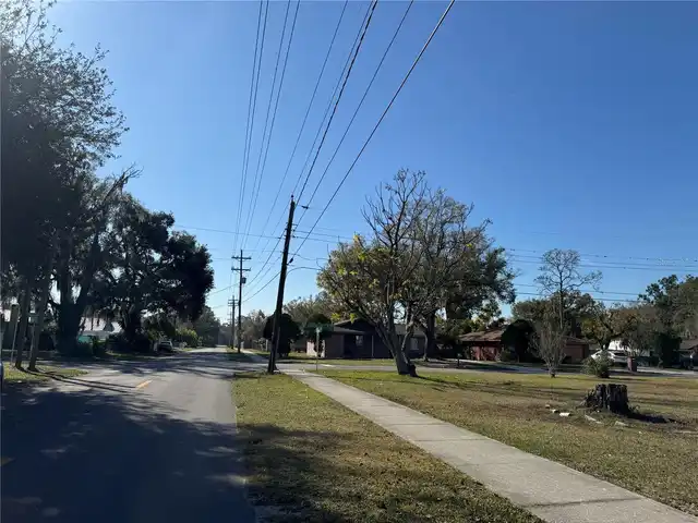 Listing Photo 16