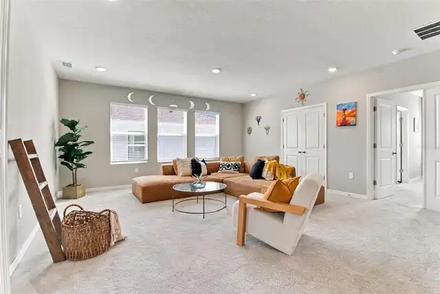 Listing Photo 21