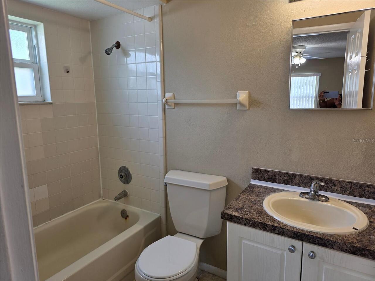 Listing Photo 8