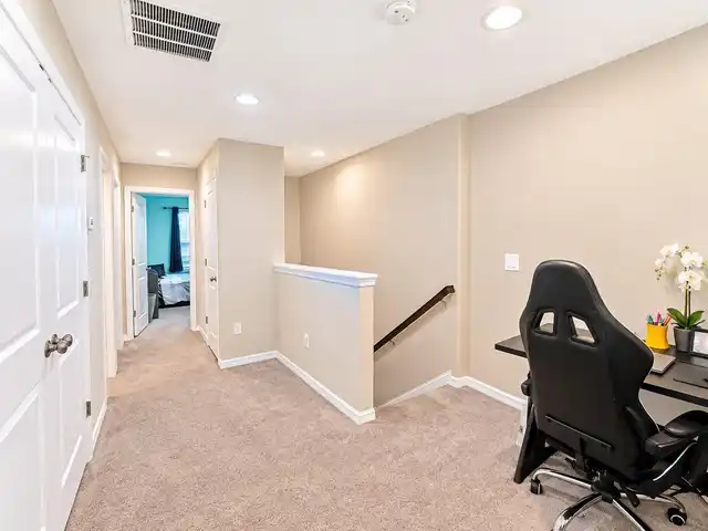 Listing Photo 15