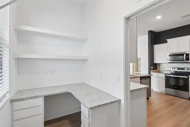 Listing Photo 15