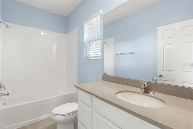 Listing Photo 14