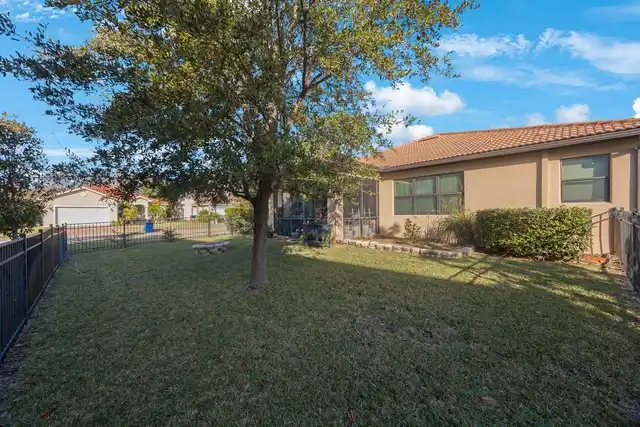 Listing Photo 43
