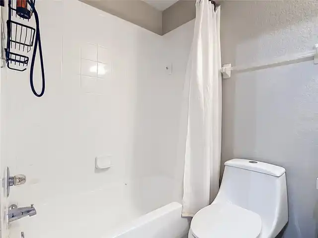 Listing Photo 26