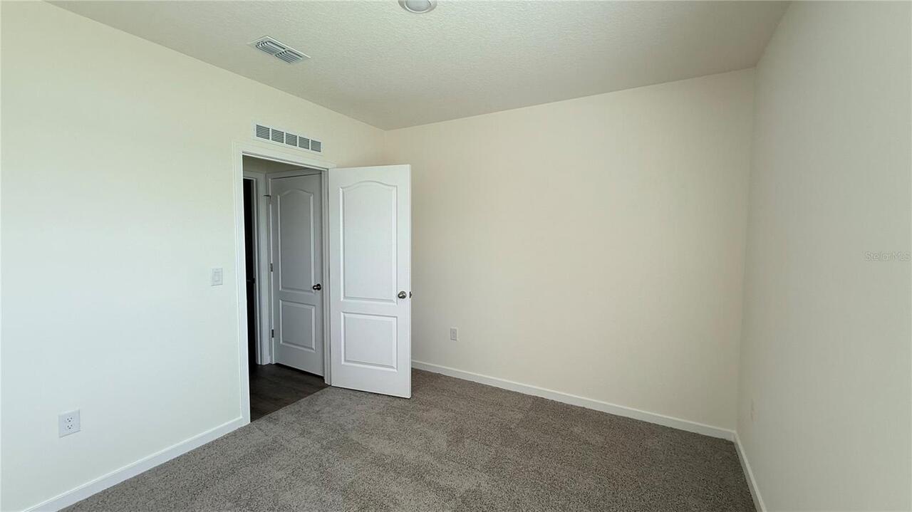 Listing Photo 33