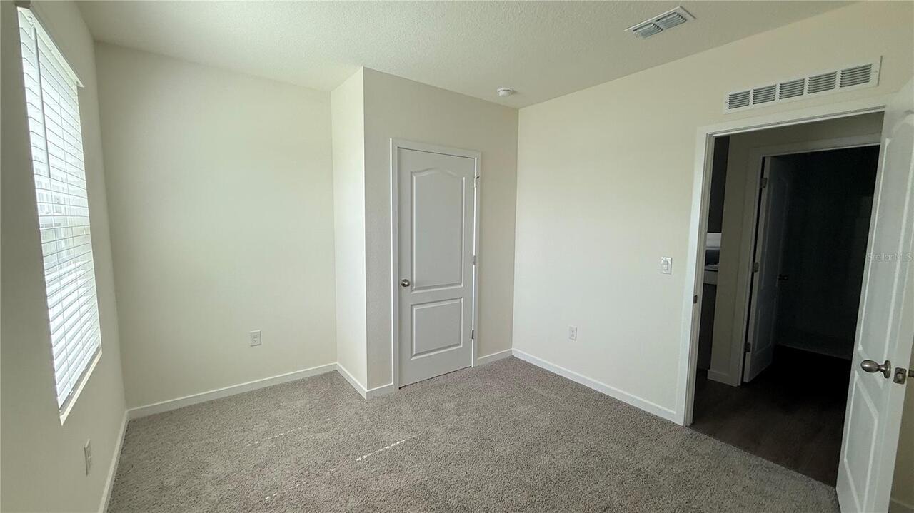 Listing Photo 34