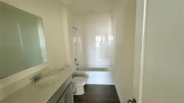 Listing Photo 22