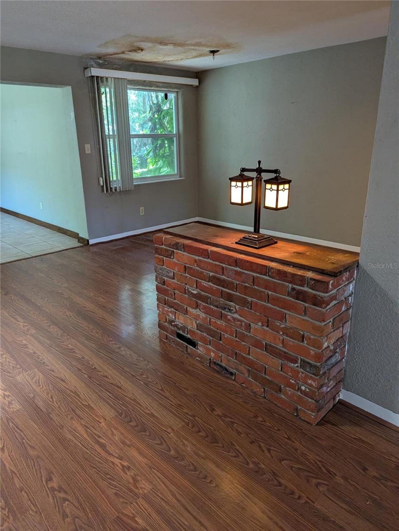 Listing Photo 12