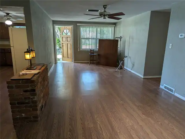 Listing Photo 7