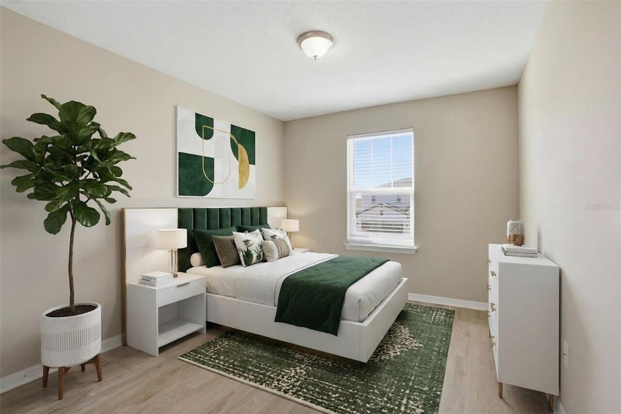 Listing Photo 10