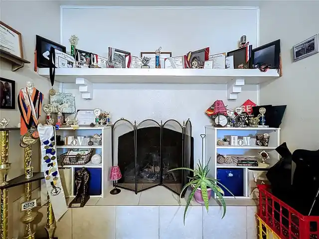 Listing Photo 12