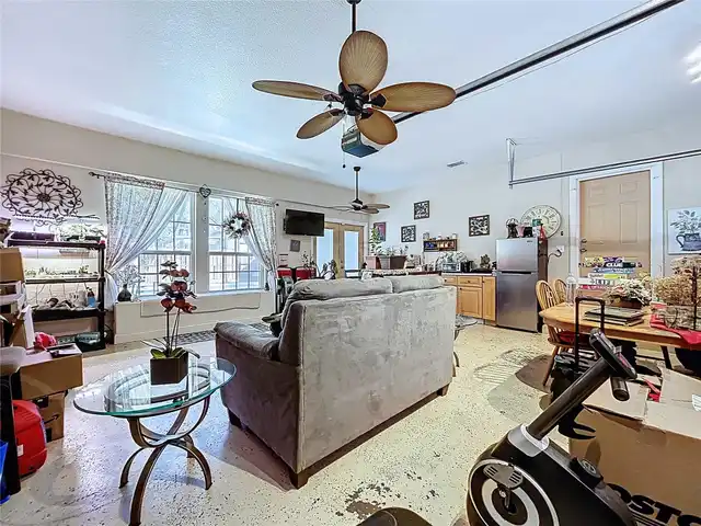 Listing Photo 23