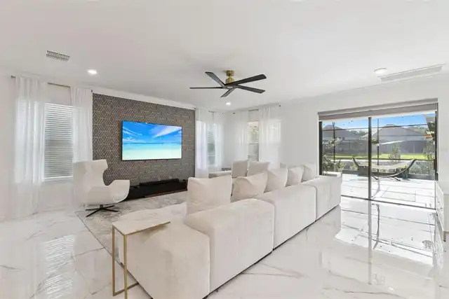 Listing Photo 21