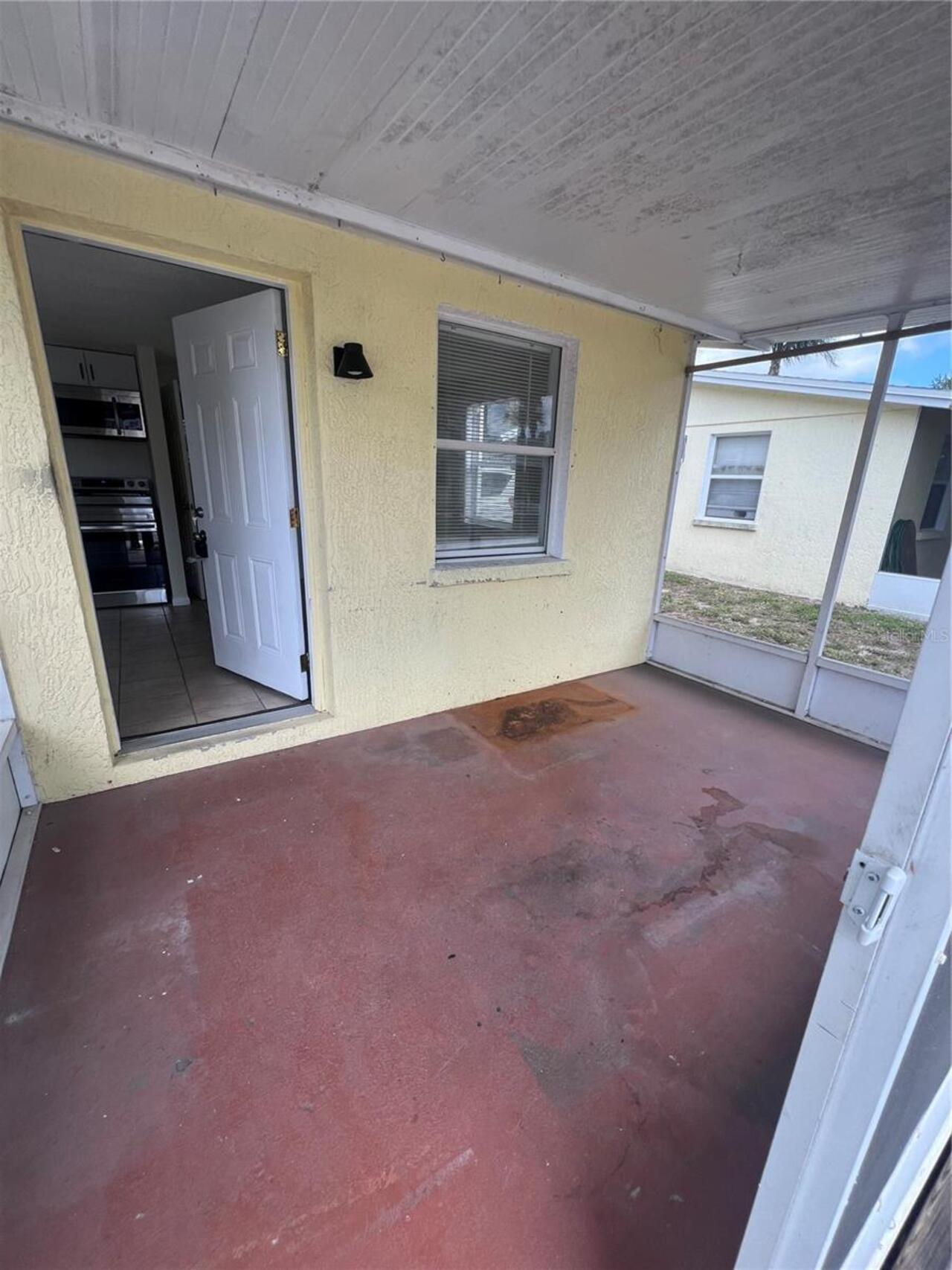 Listing Photo 9