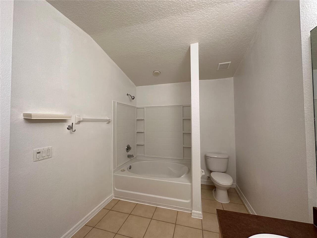 Listing Photo 43