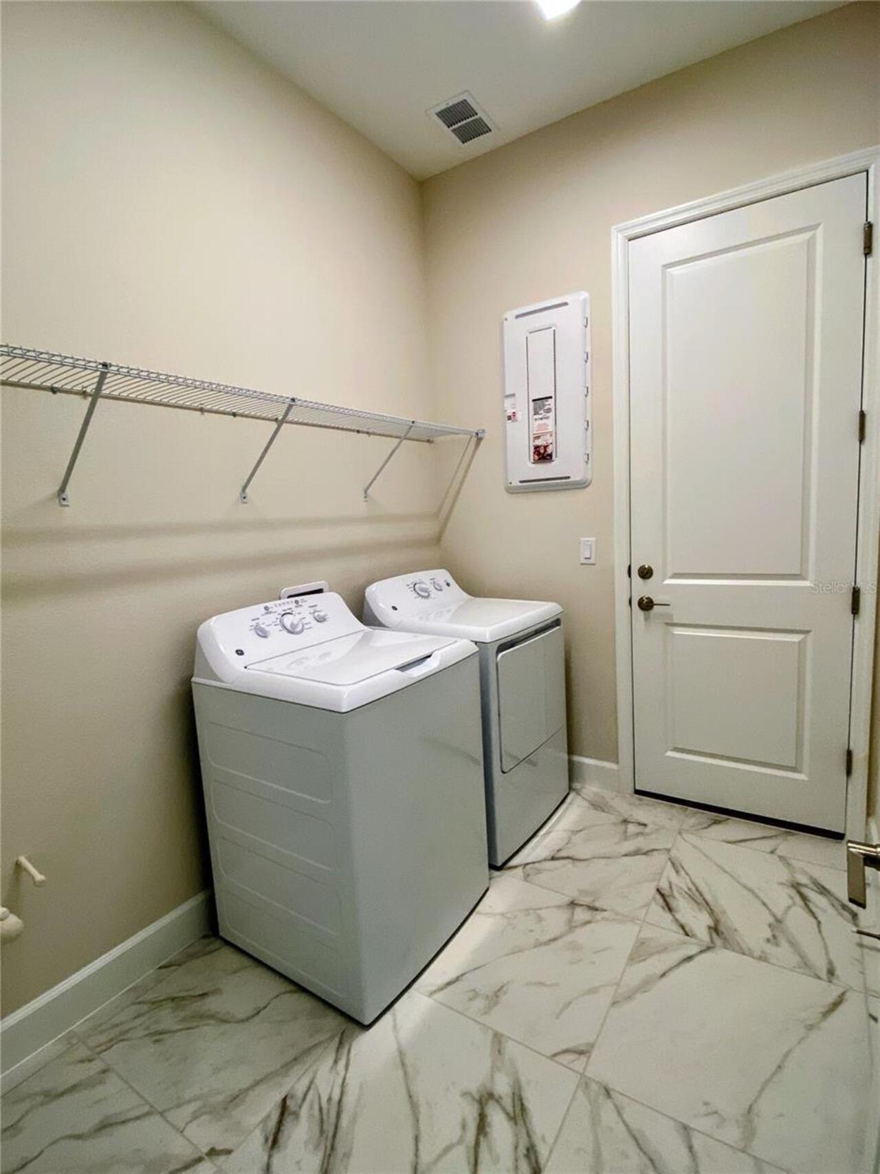 Listing Photo 10