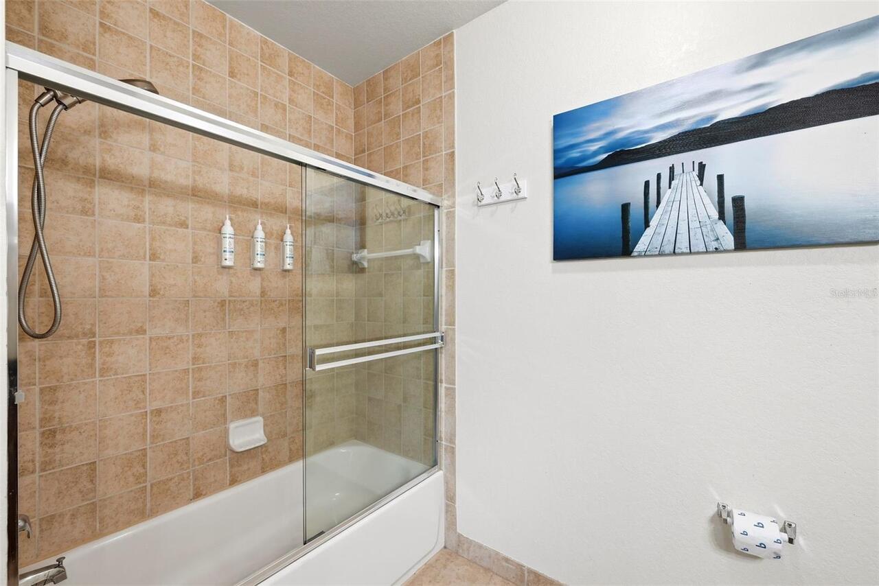 Listing Photo 20
