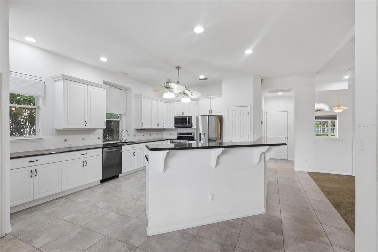 Listing Photo 15