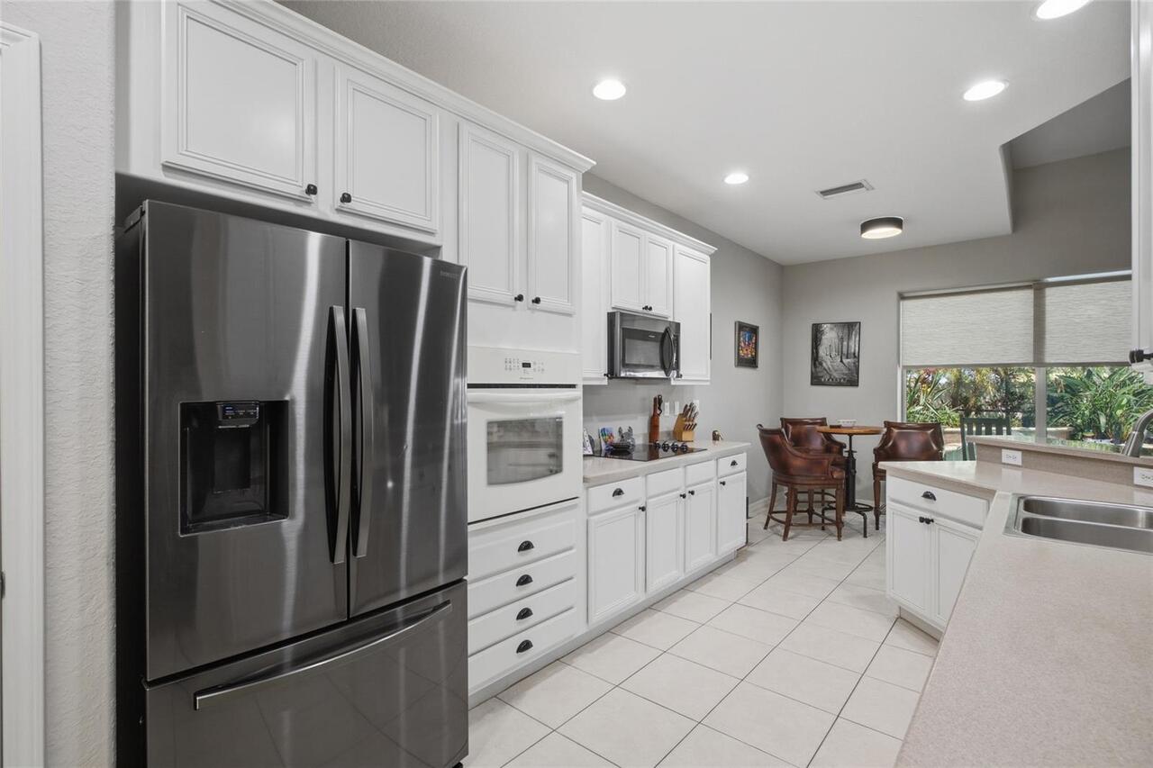Listing Photo 12