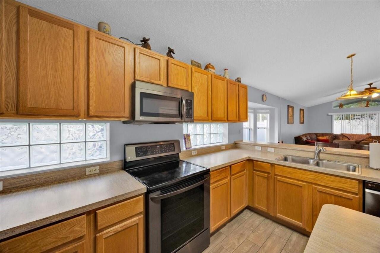 Listing Photo 7