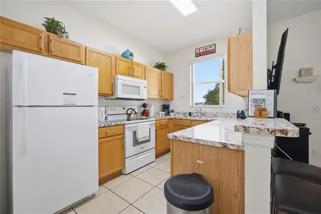 Listing Photo 8