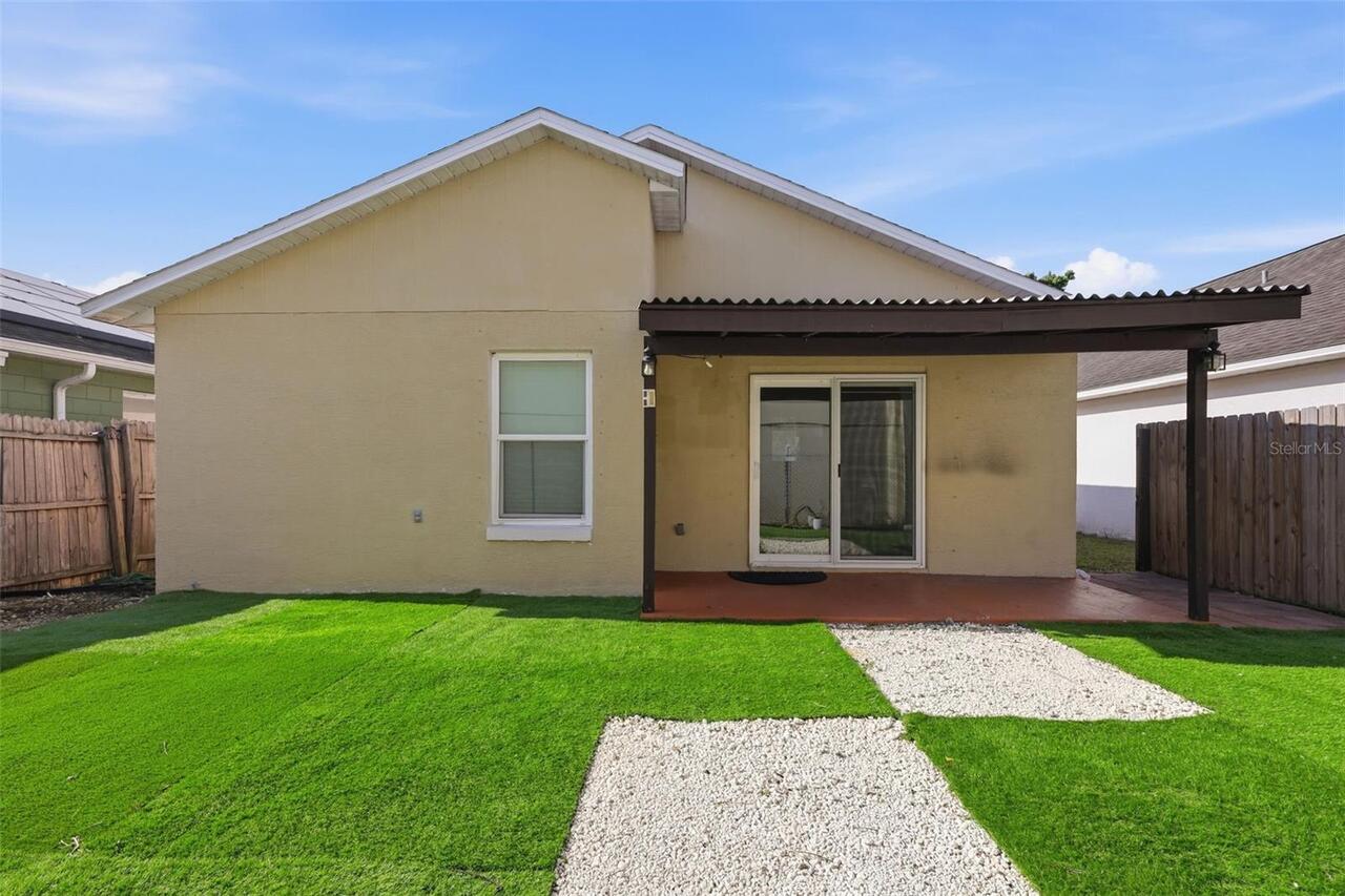 Listing Photo 8