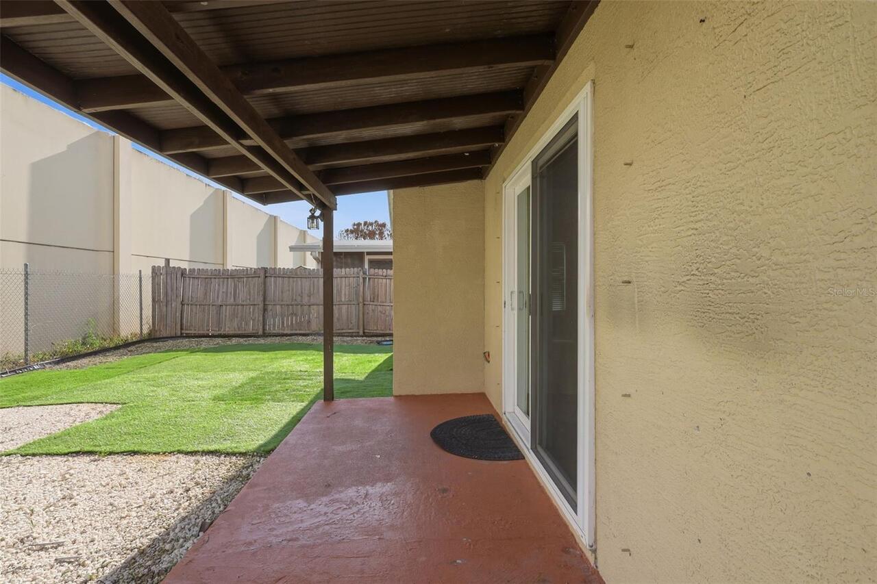 Listing Photo 12