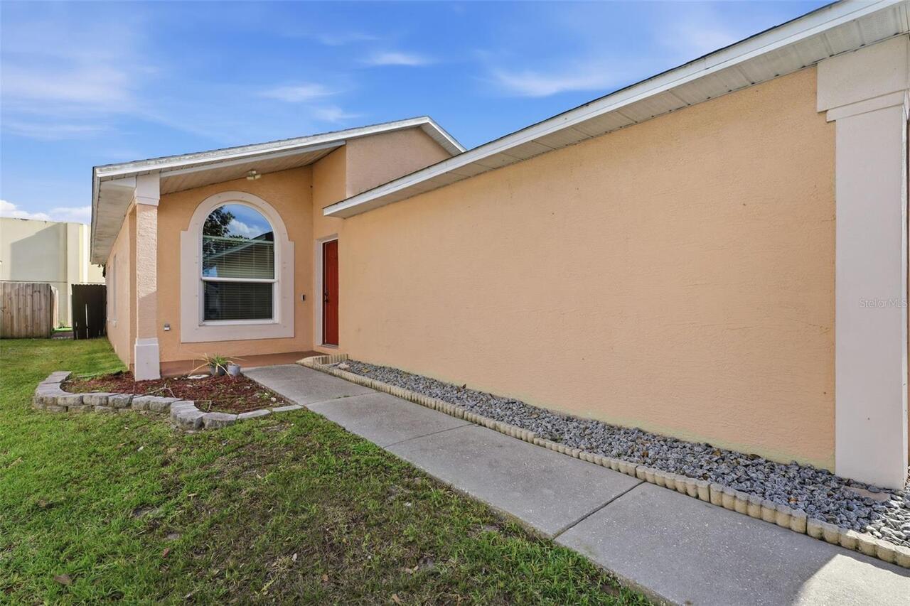 Listing Photo 14