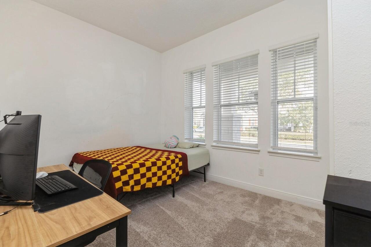 Listing Photo 10