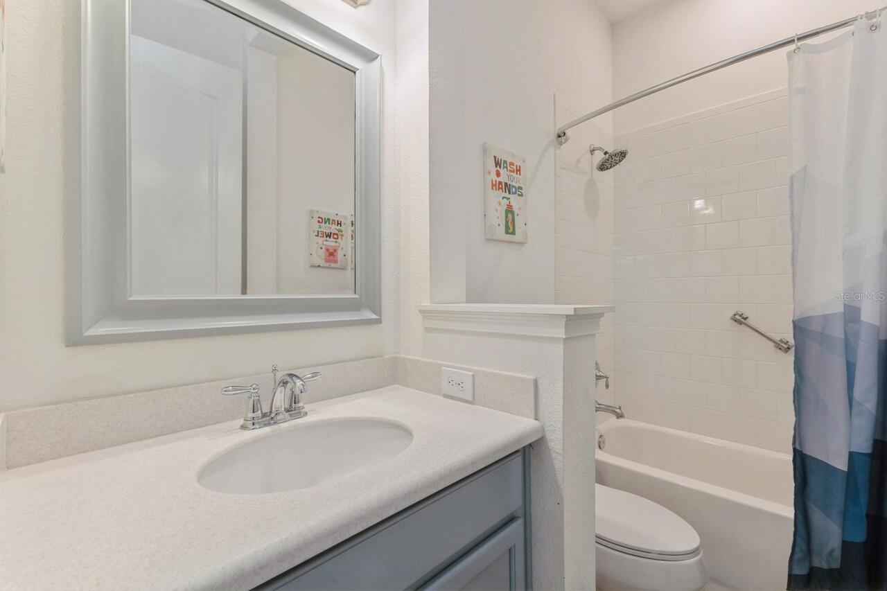 Listing Photo 11