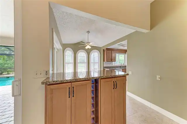 Listing Photo 14