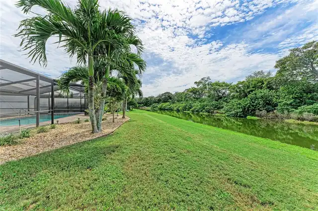 Listing Photo 32
