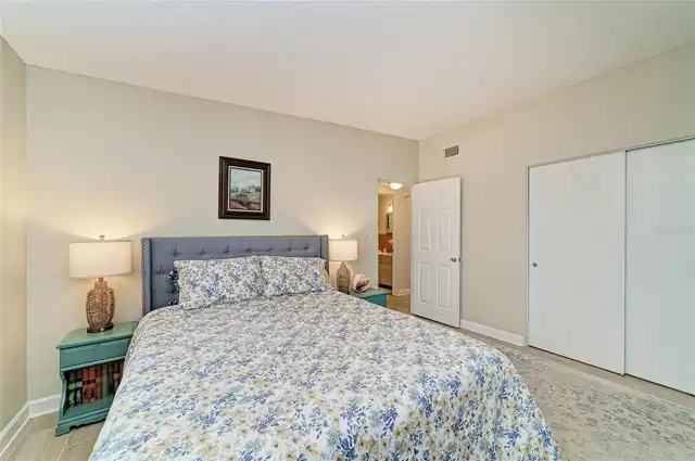 Listing Photo 28