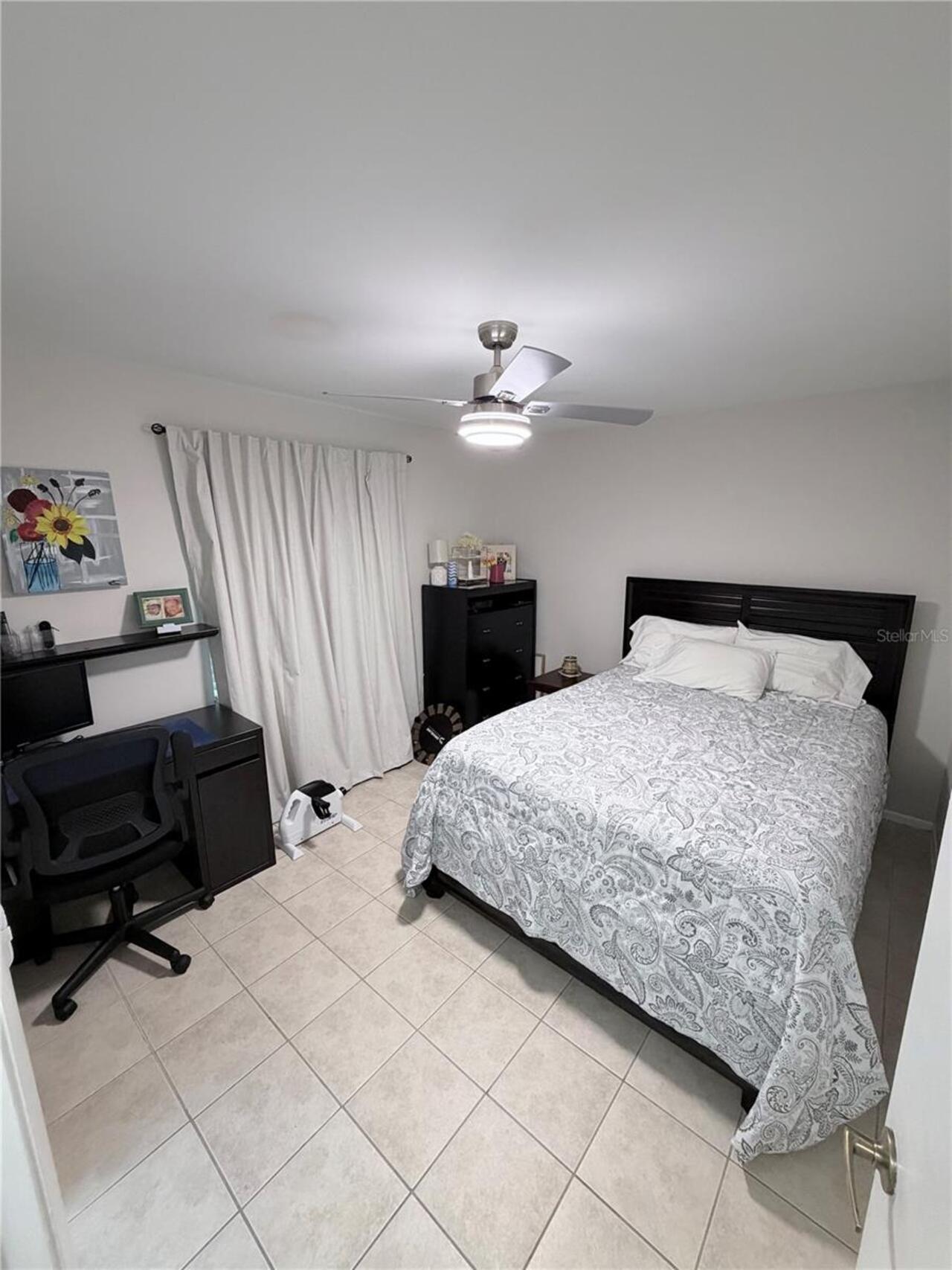 Listing Photo 8