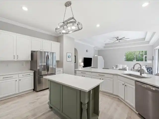 Listing Photo 19