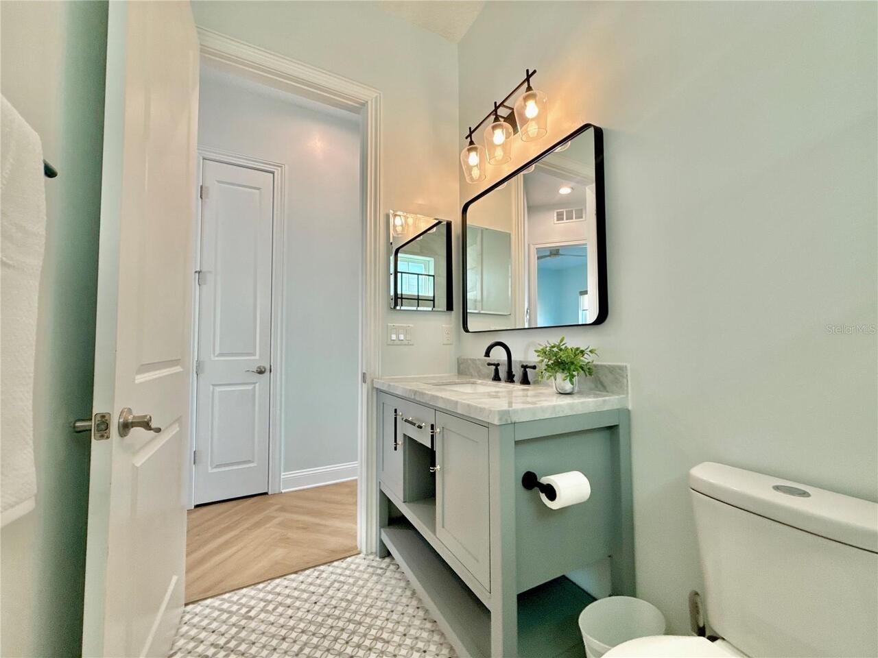 Listing Photo 32