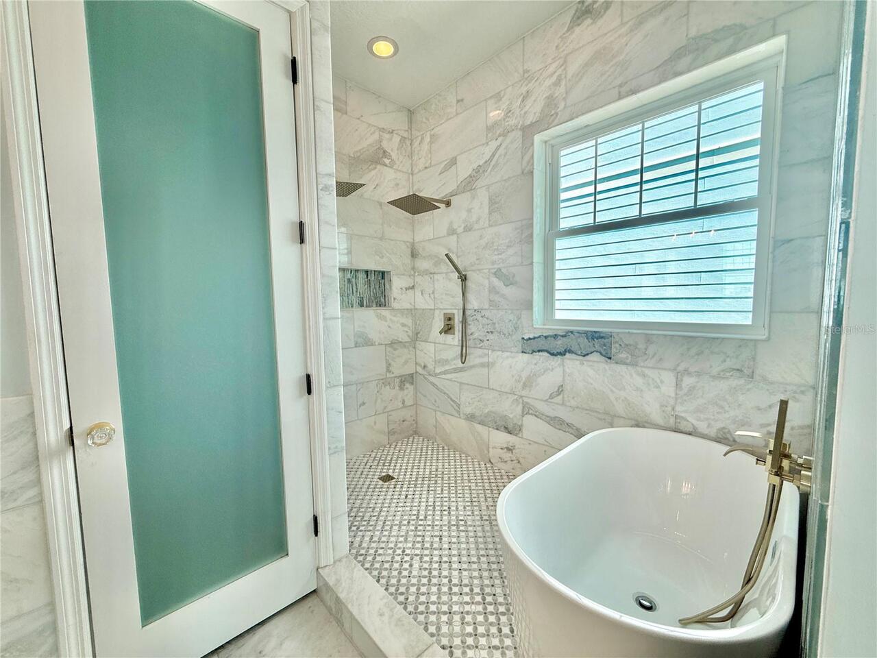 Listing Photo 43