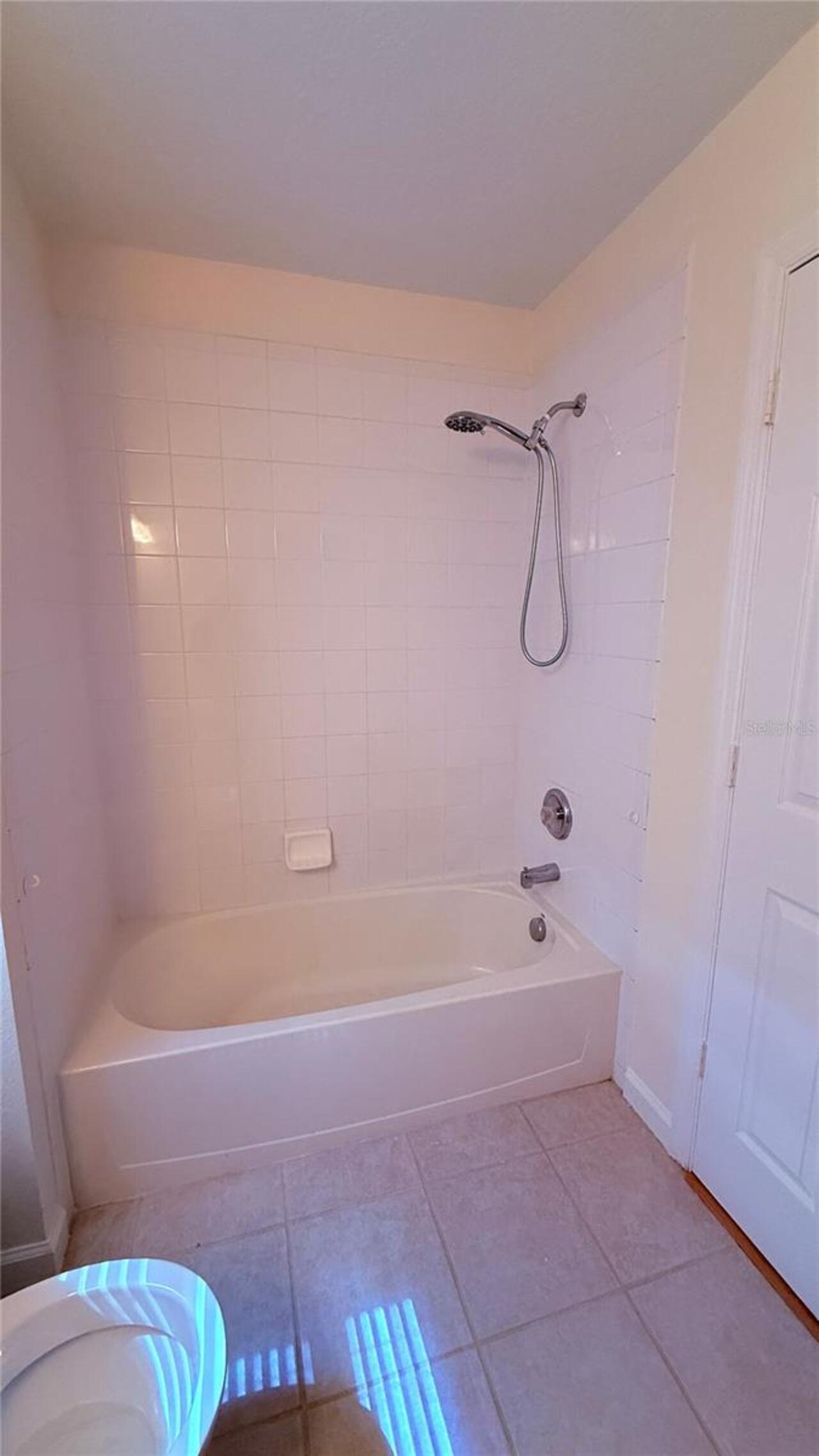 Listing Photo 28