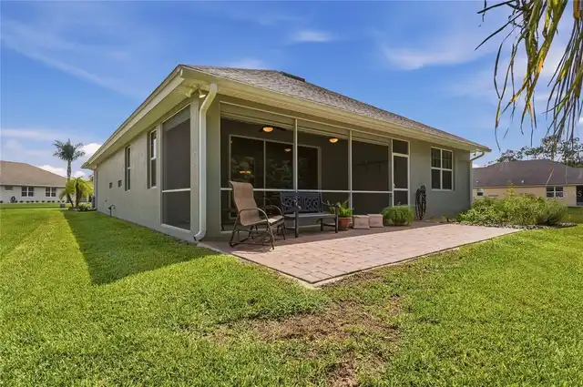 Listing Photo 10
