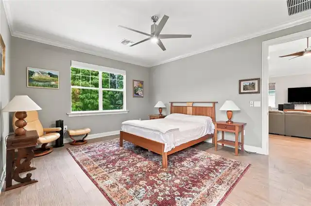 Listing Photo 32