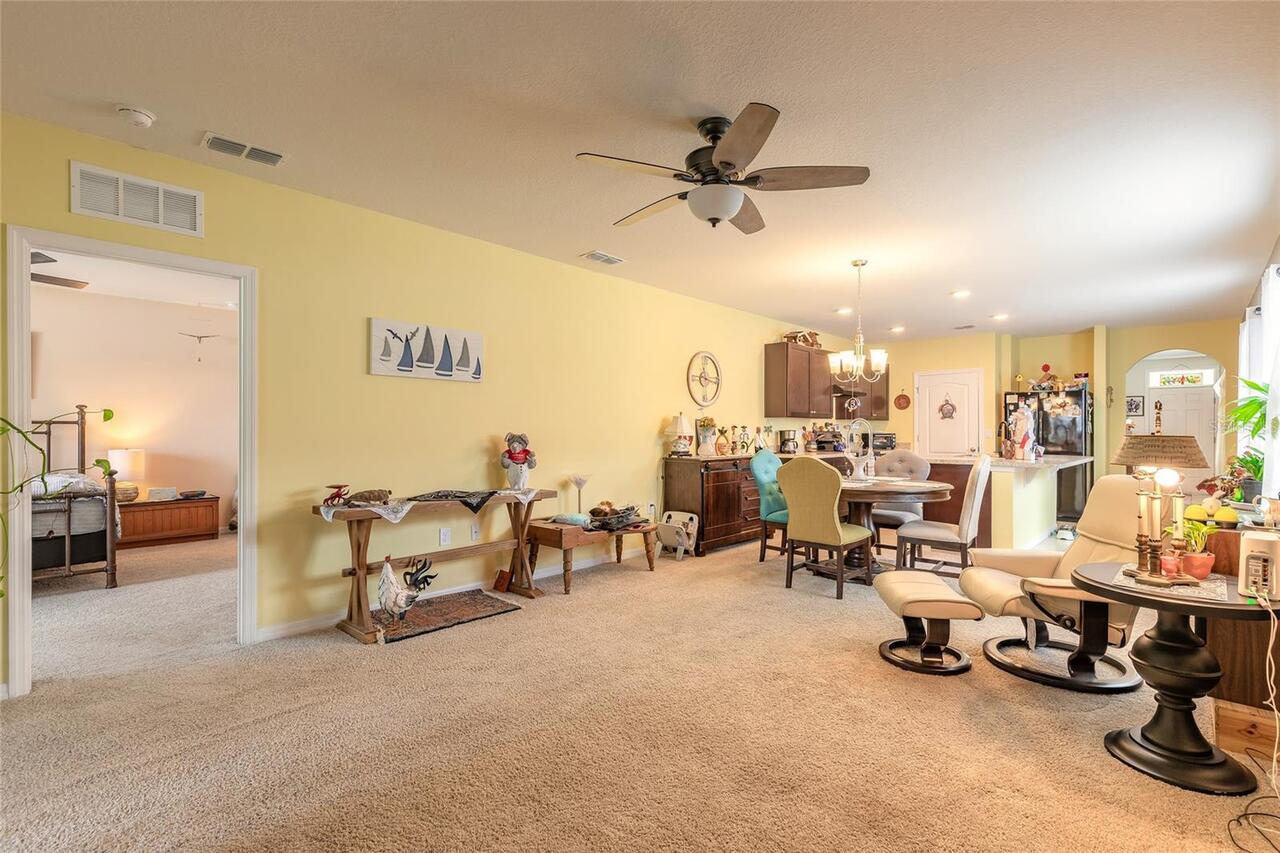 Listing Photo 14