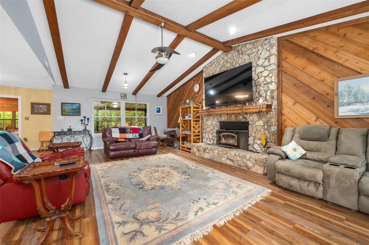 Listing Photo 7