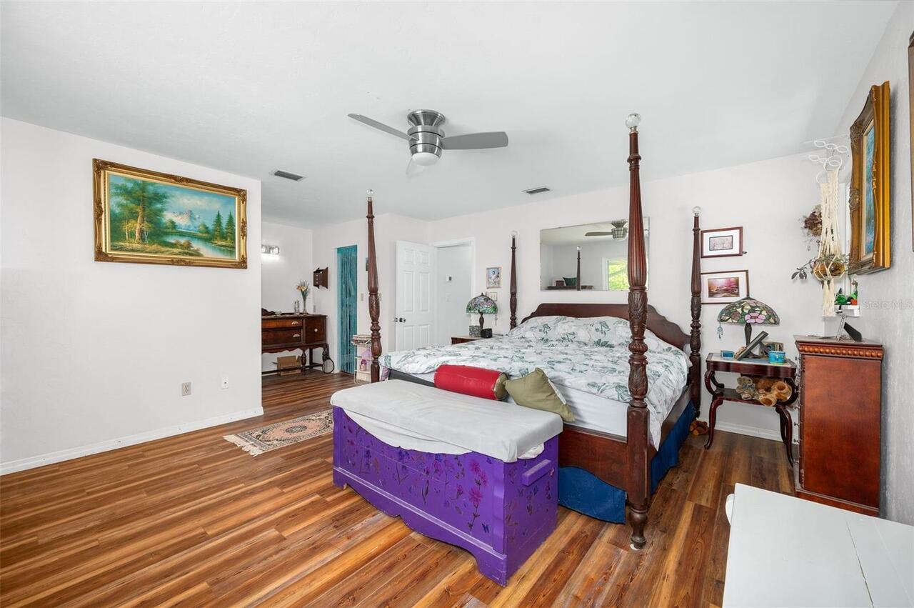 Listing Photo 25