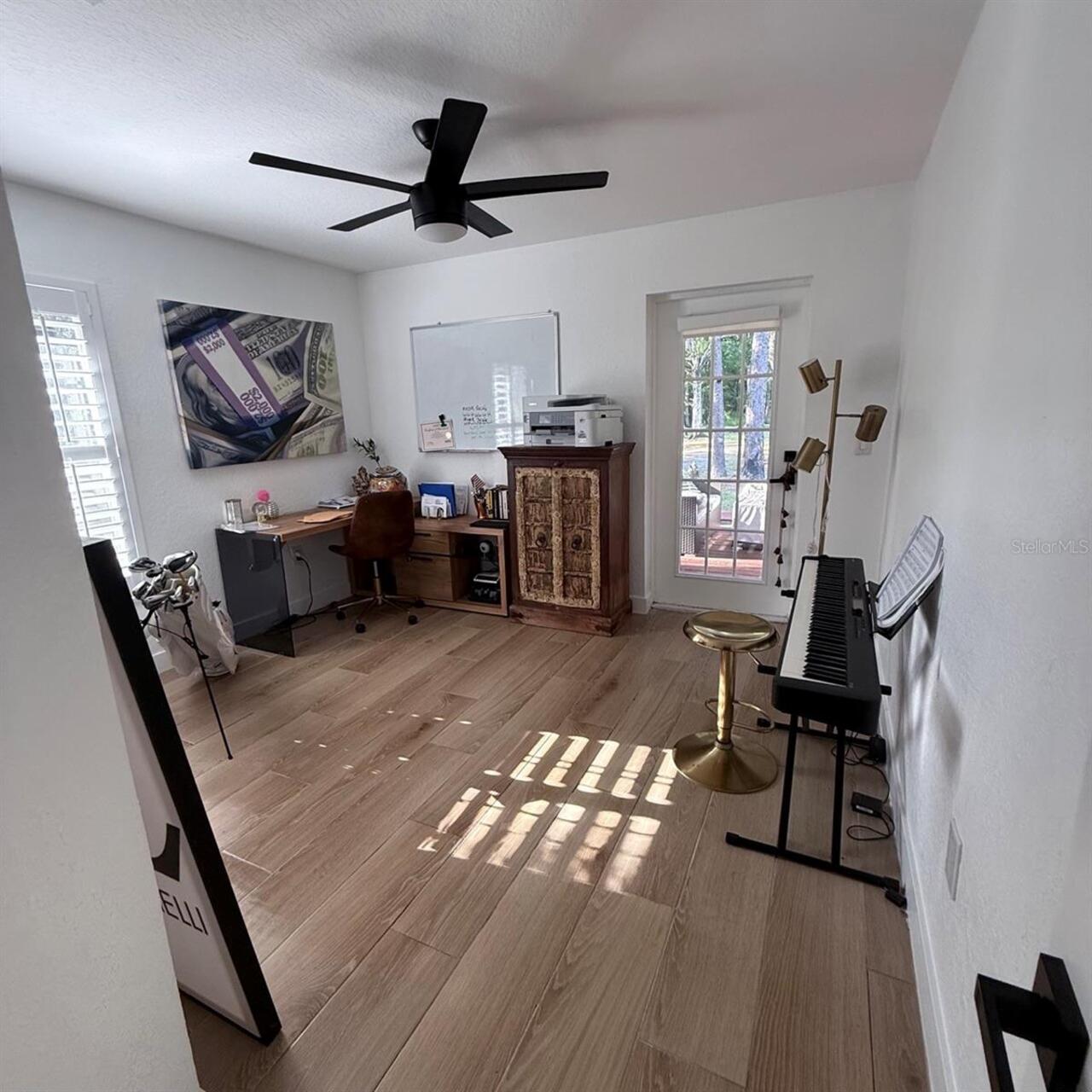 Listing Photo 11