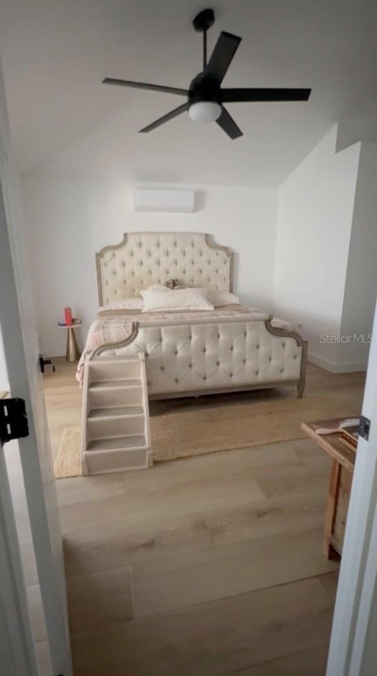 Listing Photo 12