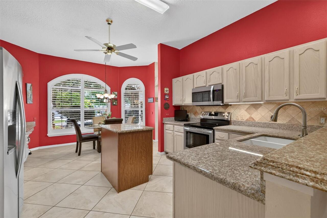 Listing Photo 11