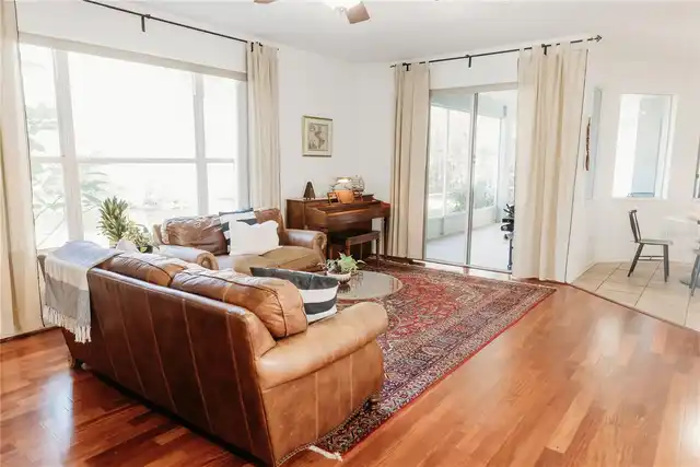 Listing Photo 16