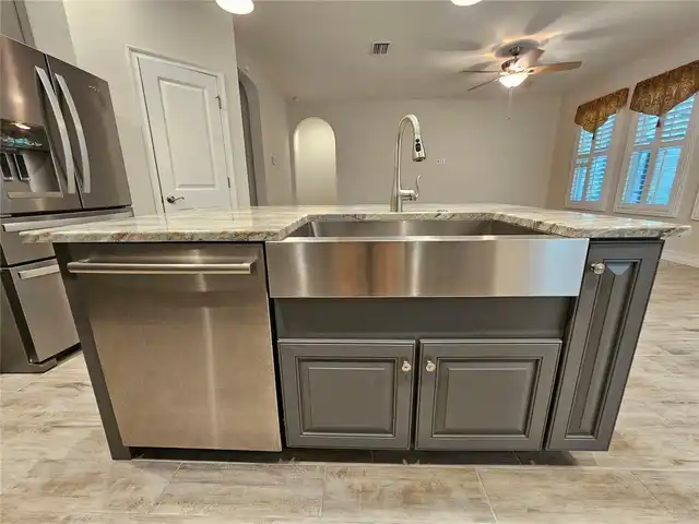 Listing Photo 16
